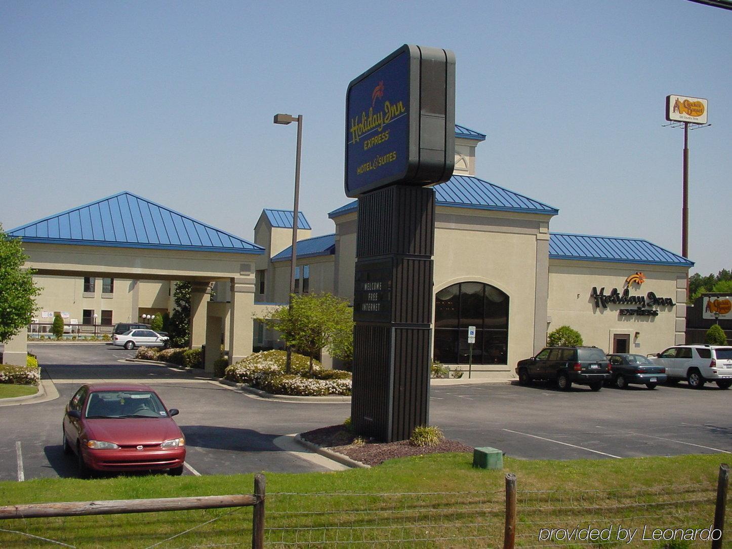 Holiday Inn Express Wilson I-95 By Ihg מראה חיצוני תמונה
